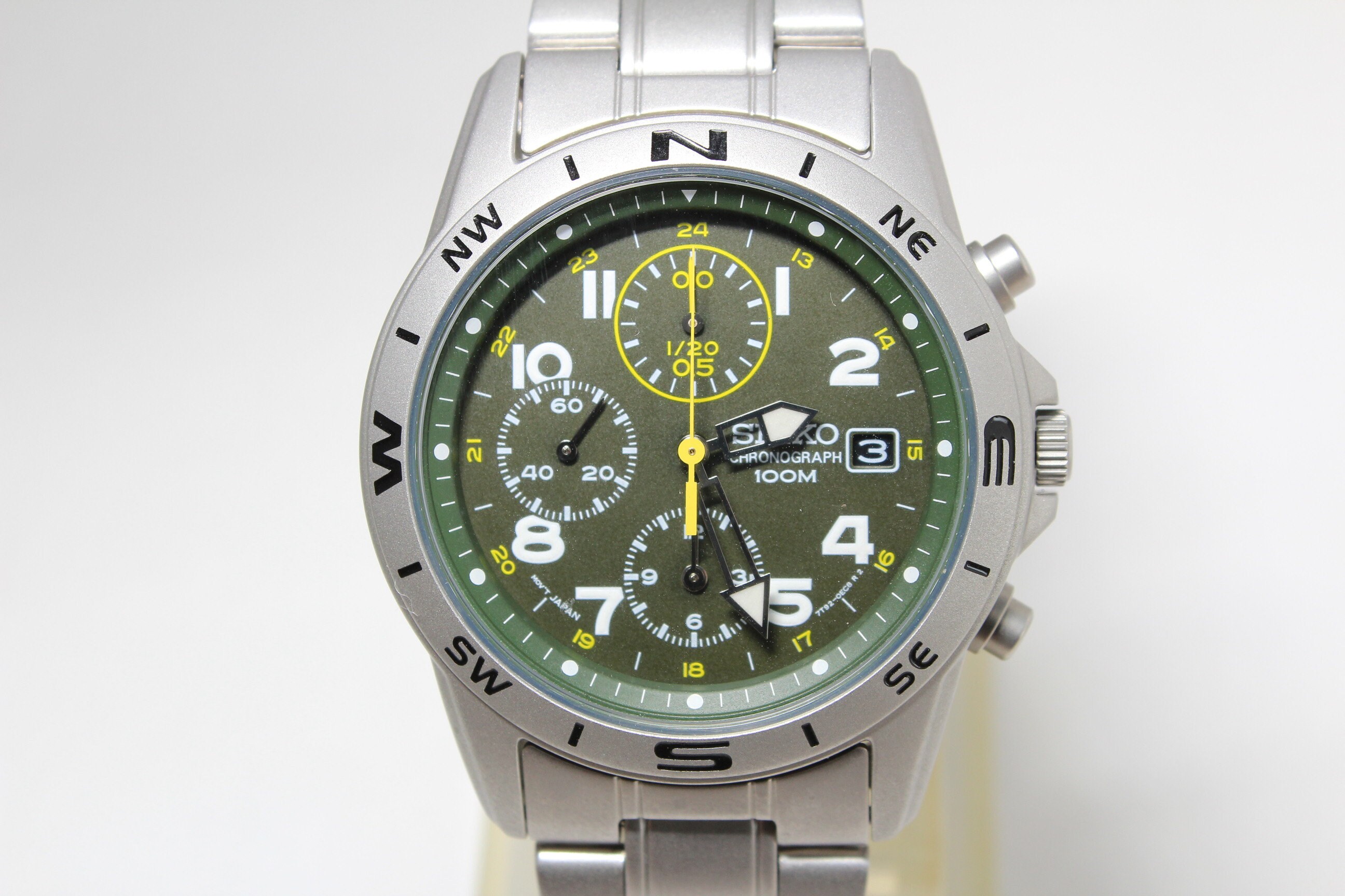 SEIKO CHRONOGRAPH 7T92-0DX0 Silver Analog Vintage Watch Japan 