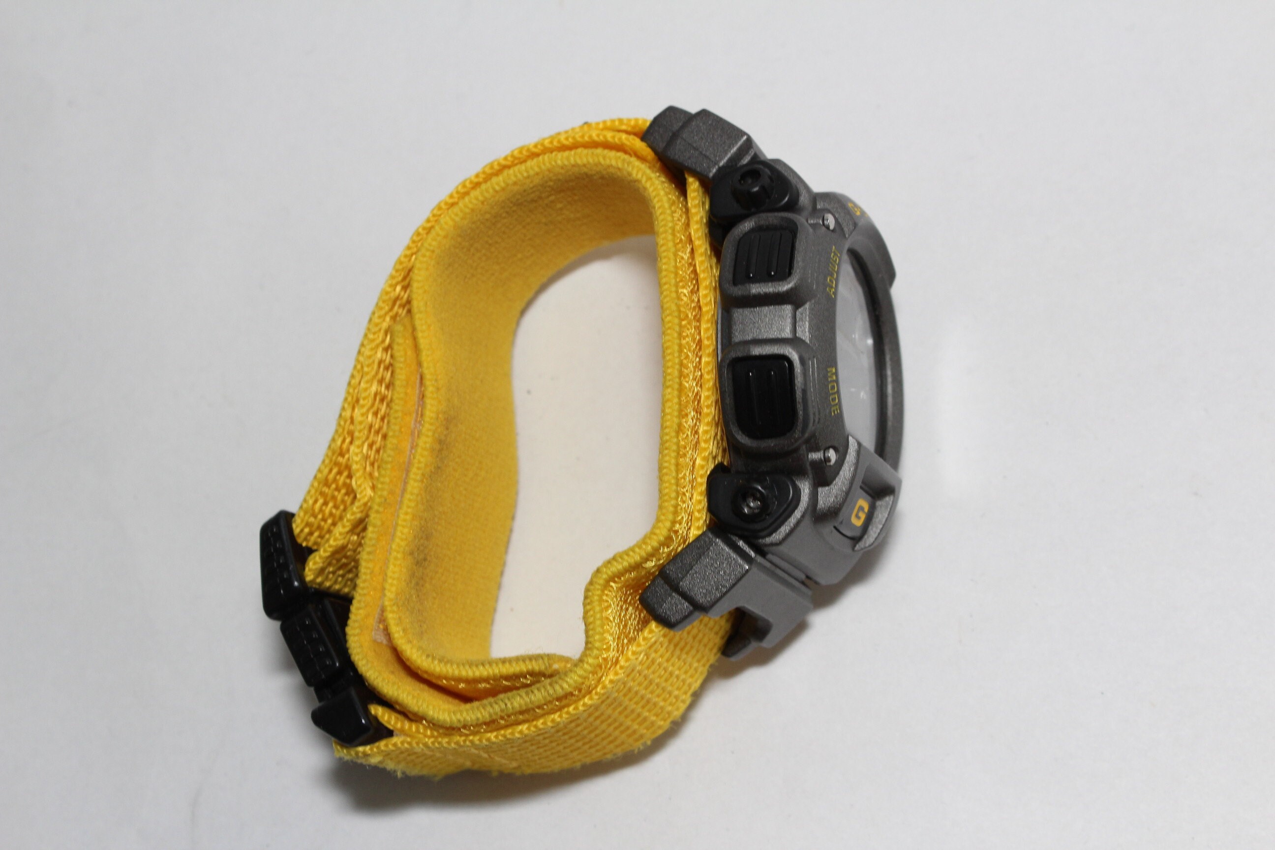 CASIO G-SHOCK DW-8800 Agnes B Aurele Model Gray Yellow Watch