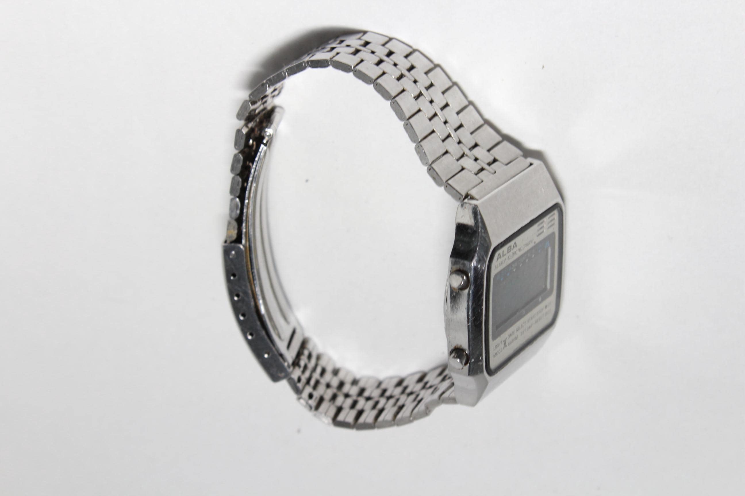 SEIKO ALBA Alarm Chronograph Y749-5000 Digital Vintage Watch SEIKO ALBA Alarm Chronograph Y749-5000 Digital Vintage Watch