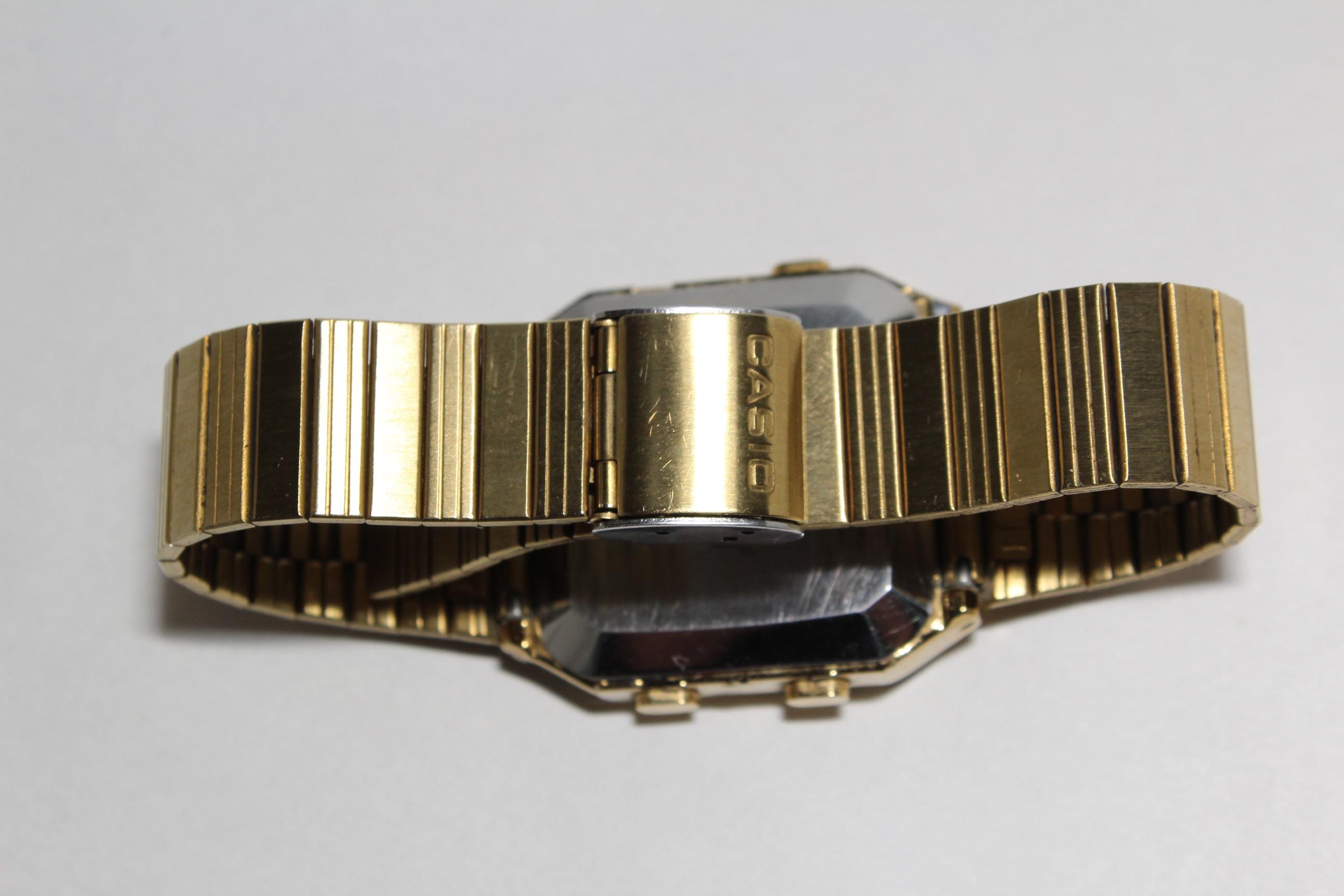 Casio DATA BANK DB-500G Gold Telememo 50 Retro Watch Vintage 
