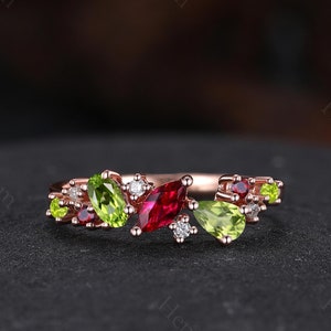 Vintage Garnet and Peridot Ring Birthstone Ring Gift for Her Personalized Gifts Unique Engagement Ring for Women Garnet Bridal Promise Ring