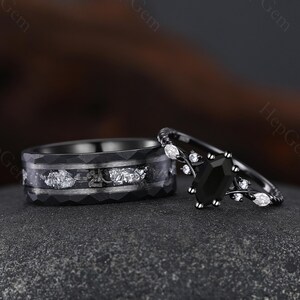 Vintage Black Onyx Couples Ring Black Gold Matching Ring Set His and Hers Wedding Band Promise Ring for Men and Women Black Gemstone Ring