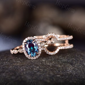 Oval Cut Alexandrite Engagement Ring Set Rose Gold Vintage Alexandrite Statement Ring Moissanite Enhancer Wedding Ring June Birthstone Gift