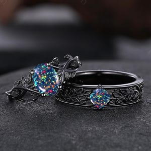 Bague pour couple avec opale noire, alliance de la nature, opale feuille, opale de feu, bagues pour femme, bague pour couple assortie en or noir, bague pour elle et lui