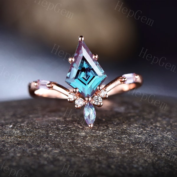 Kite Shape Alexandrite Engagement Ring Rose Gold Curved Wedding Ring Color Changed Stone Antique Bridal Anniversary Ring June Birthstone