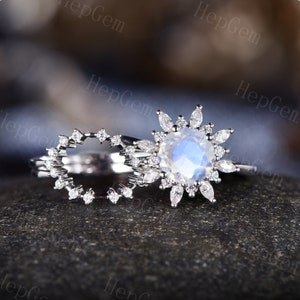 Round Cut Rainbow Moonstone Engagement Ring Set,White Gold Flower Ring,Vintage Marquise Bridal Ring,June Birthstone Anniversary Ring Gift