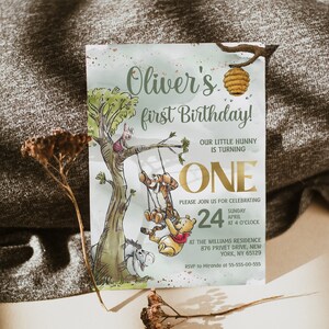 Invitación clásica de cumpleaños para bebés Winnie Pooh; Winnie Pooh Baby Birthday ; Greenery Baby Birthday; Cumpleaños del oso de miel; Winnie Pooh wp2