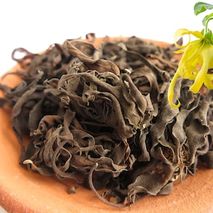 100% gedroogde ylang-ylangthee / cananga odorata / bloementhee / kruidenkwaliteit / losse kruiden / geen conserveermiddel en pesticiden