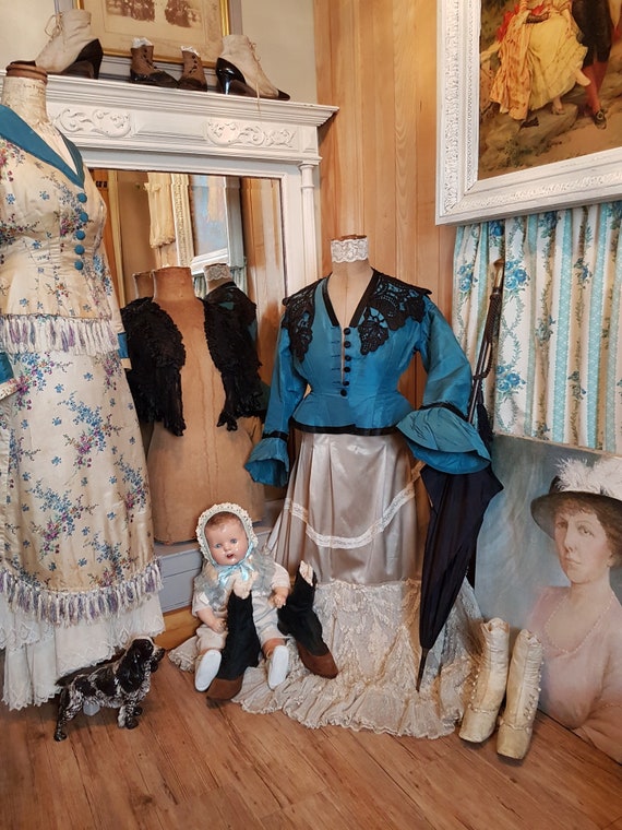 Beautiful Silk Jacket ... Antique dress, antique,