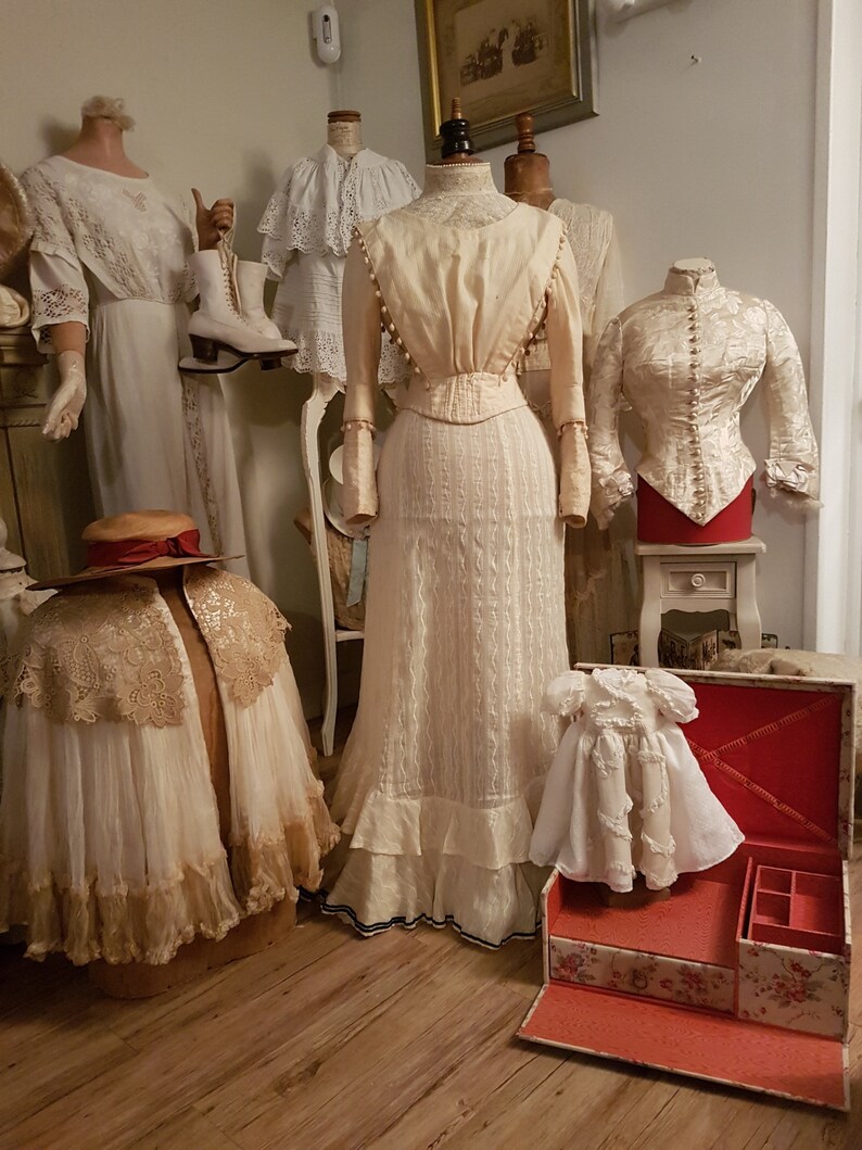 fashion antique fashion victorian dress antique Victorian dress dress antique dress Antique dress Very pretty Victorian skirt