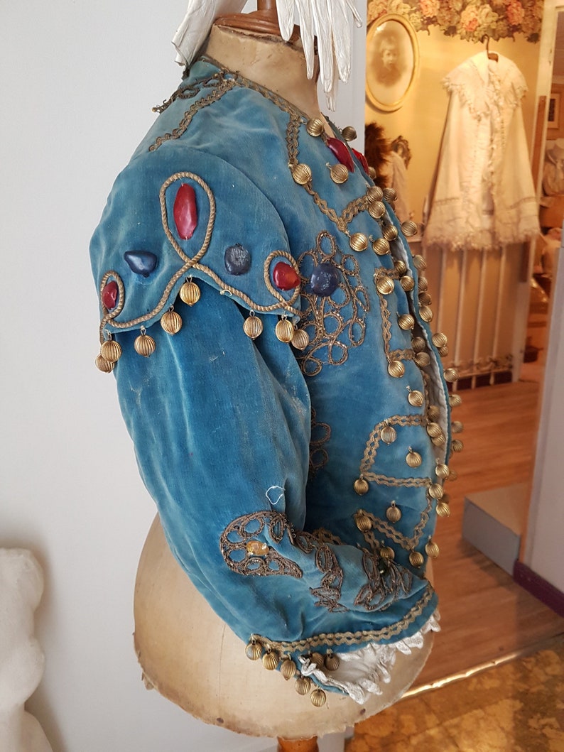 antique victorian dress edwardian dress antique dress Antique dress Victorian dress, Refreshing and old blue velvet jacket