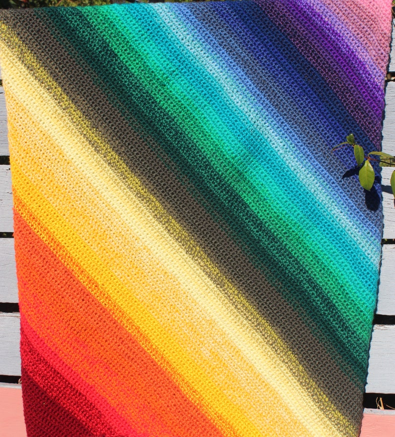 throw rug thick blanket, afghan Rainbow colour fade