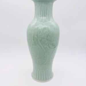 Vintage Chinese celadon vase 31cm  tall