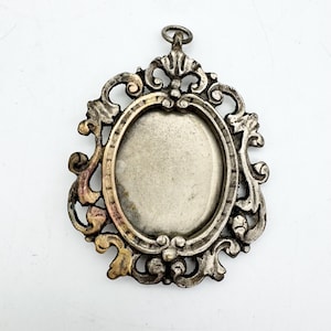 Antique silver tone ornate photo frame