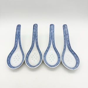 4 x ceramic spoons, Chinese ceramic spoons