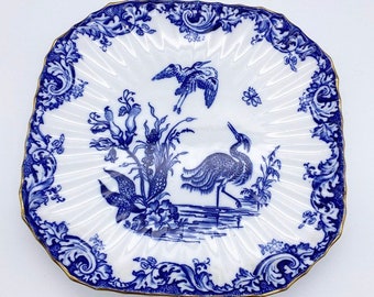 Airone uccelli in pietra di ferro bianca e blu antico Spode Copeland