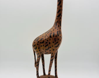Vintage wooden giraffe 39cm