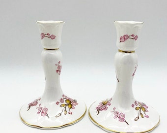 bougeoirs de chatons de porcelaine d'os de cru, chandeliers floraux de ressort, décor de Pâques, noyau de cottage, décor à la maison de pays