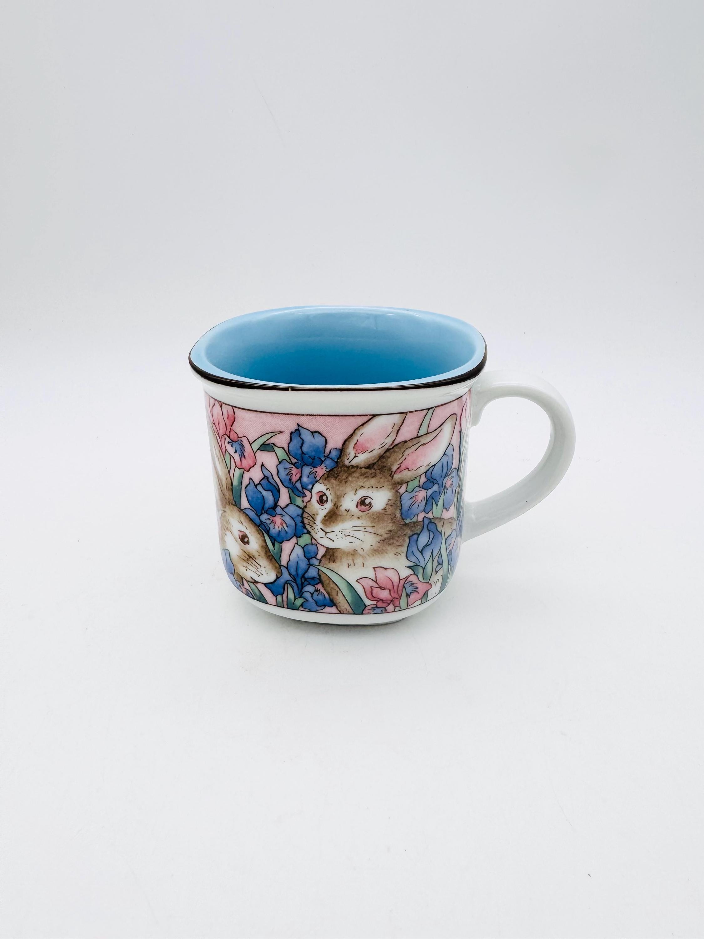 【Tomoka Karita】 Vintage Takahashi San Francisco Japan Bunny Floral Hand Decorated