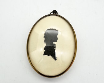 Vintage Peter Bates miniature picture, small silhouette oval picture