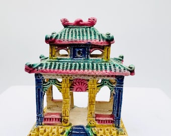 Piccola statuina in ceramica a forma di pagoda, decorazione da giardino bonsai, decorazione zen