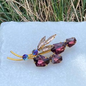 Vintage brooch, floral brooch, pink glass brooch