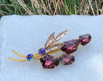 Broche floral vintage en tono dorado, broche de ramo con diamantes de imitación morados