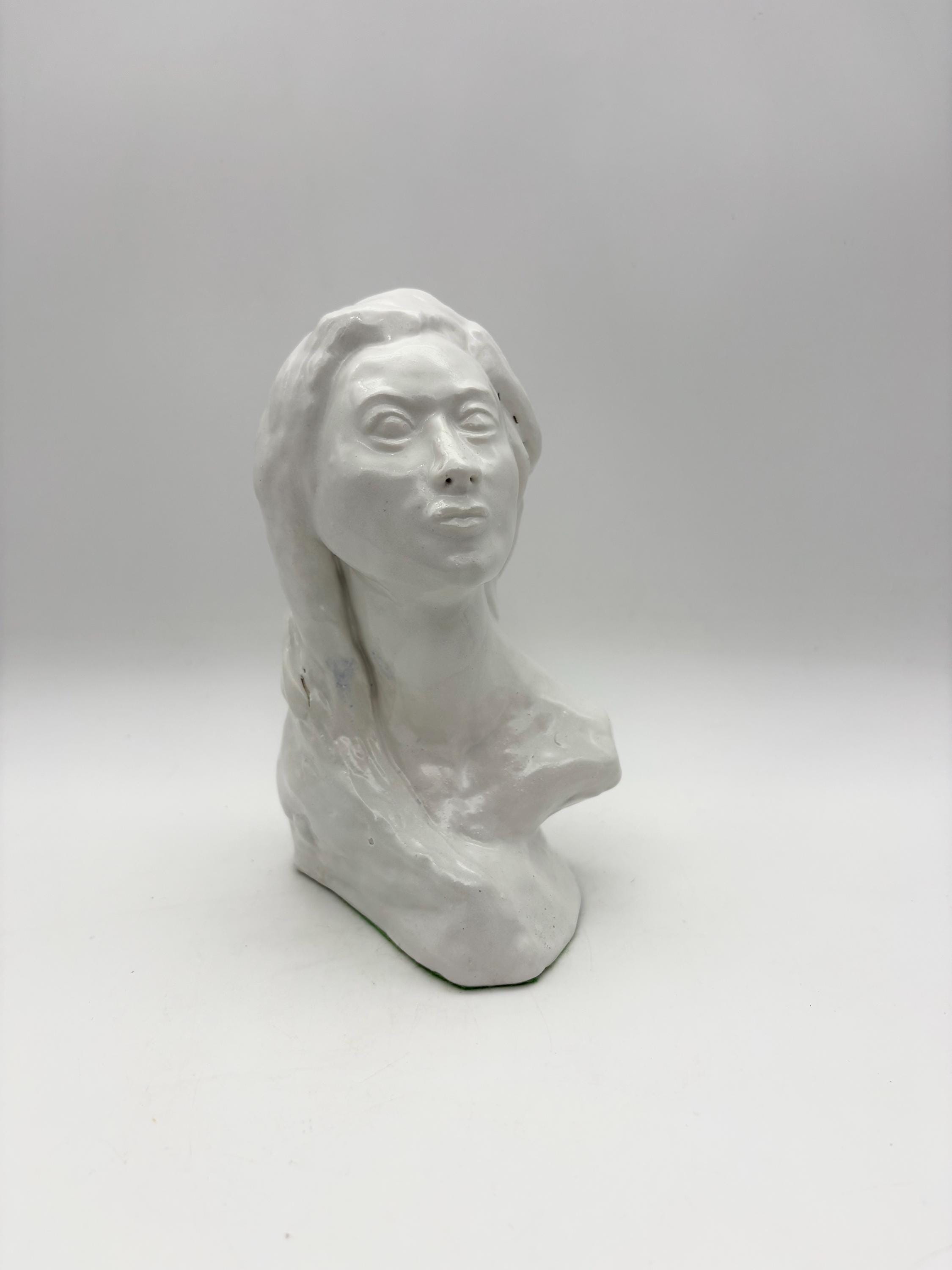 女性の胸像 石膏製 約40cm[1] Amazon.co.jp: 秦の女性の石膏の彫刻、樹脂の模造石膏の胸像の彫刻家の