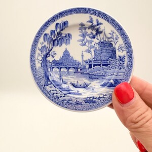 Miniature Spode Plate, the Spode Blue Room Collection Georgian