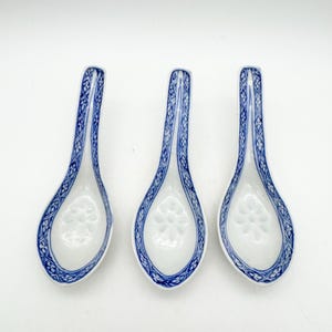 3 x ceramic spoons, Chinese ceramic spoons