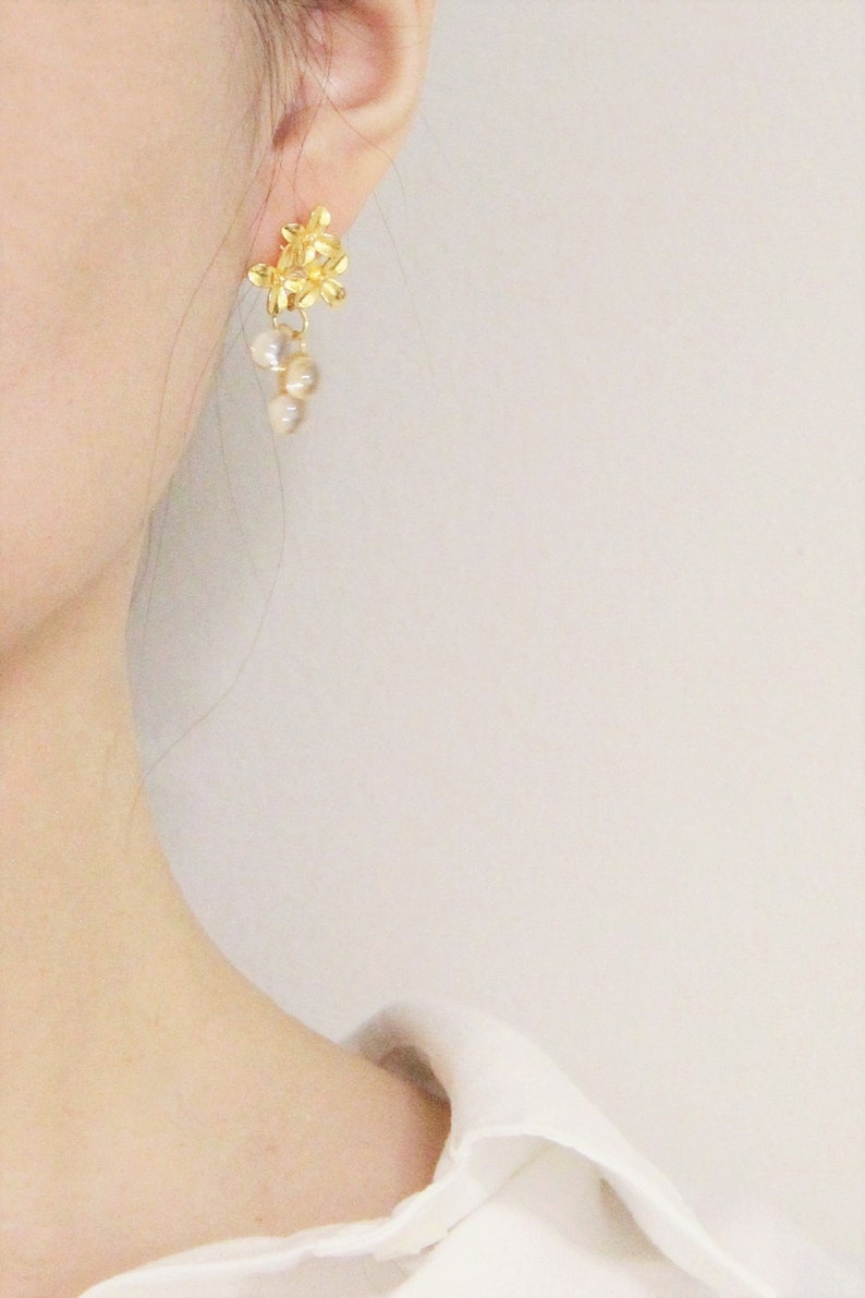 teardrop earrings waterdrop unique design earrings gift for her birthday gift Filigree gold flower