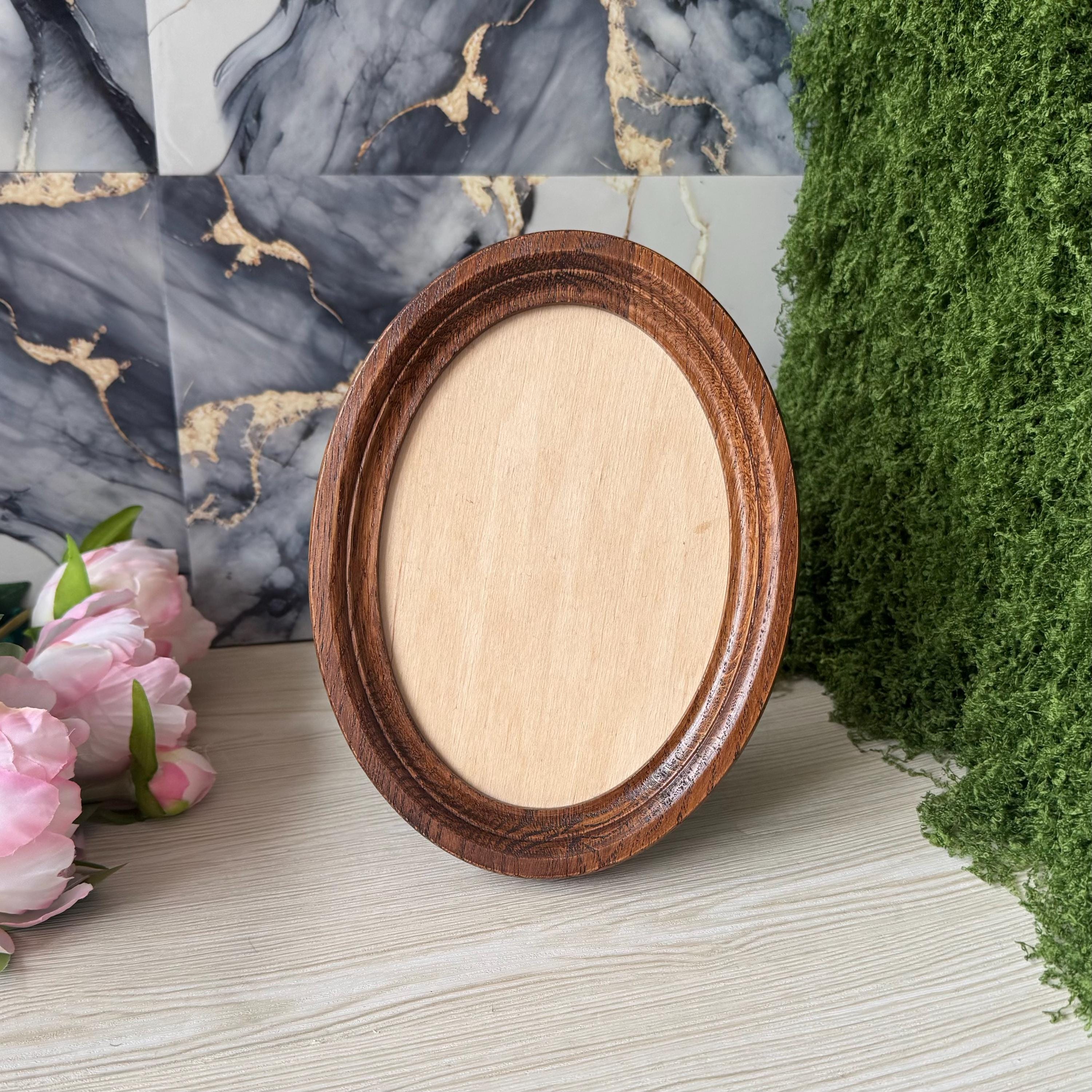 Oak Tabletop Oval Frame, Photo Display, Choose Size - Etsy Canada