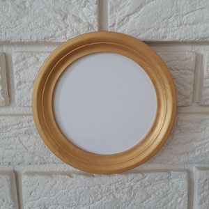Golden round frame, wooden picture frame, round photo frame, Size: 4 x 4 up to 12 x 12 inches, Free Shipping