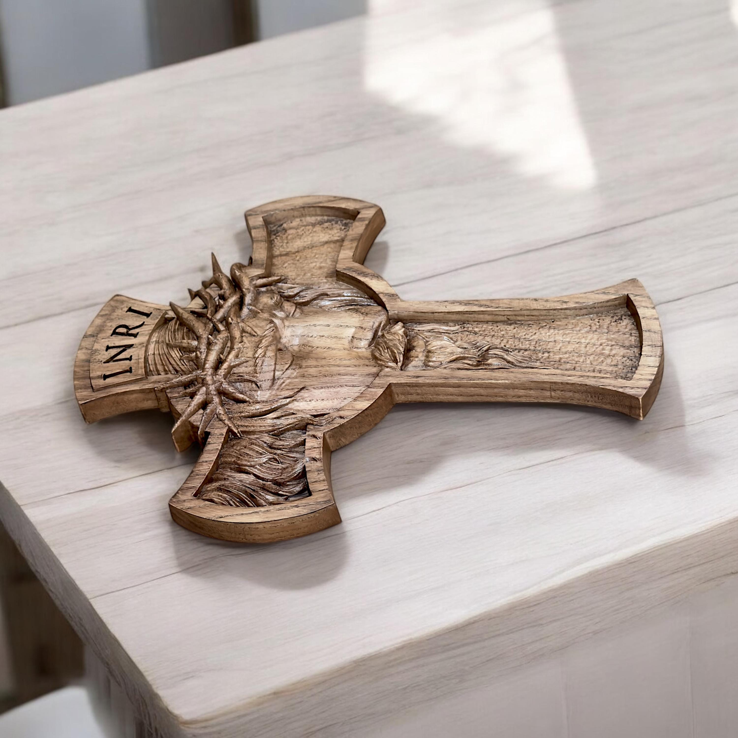 YJZQ Crocifisso In Legno Intagliato A Mano - 19x15 Cm, Croce Da Parete Con Foro Per Appenderla, Regalo Religioso Per Comunioni E Battesimi - 4