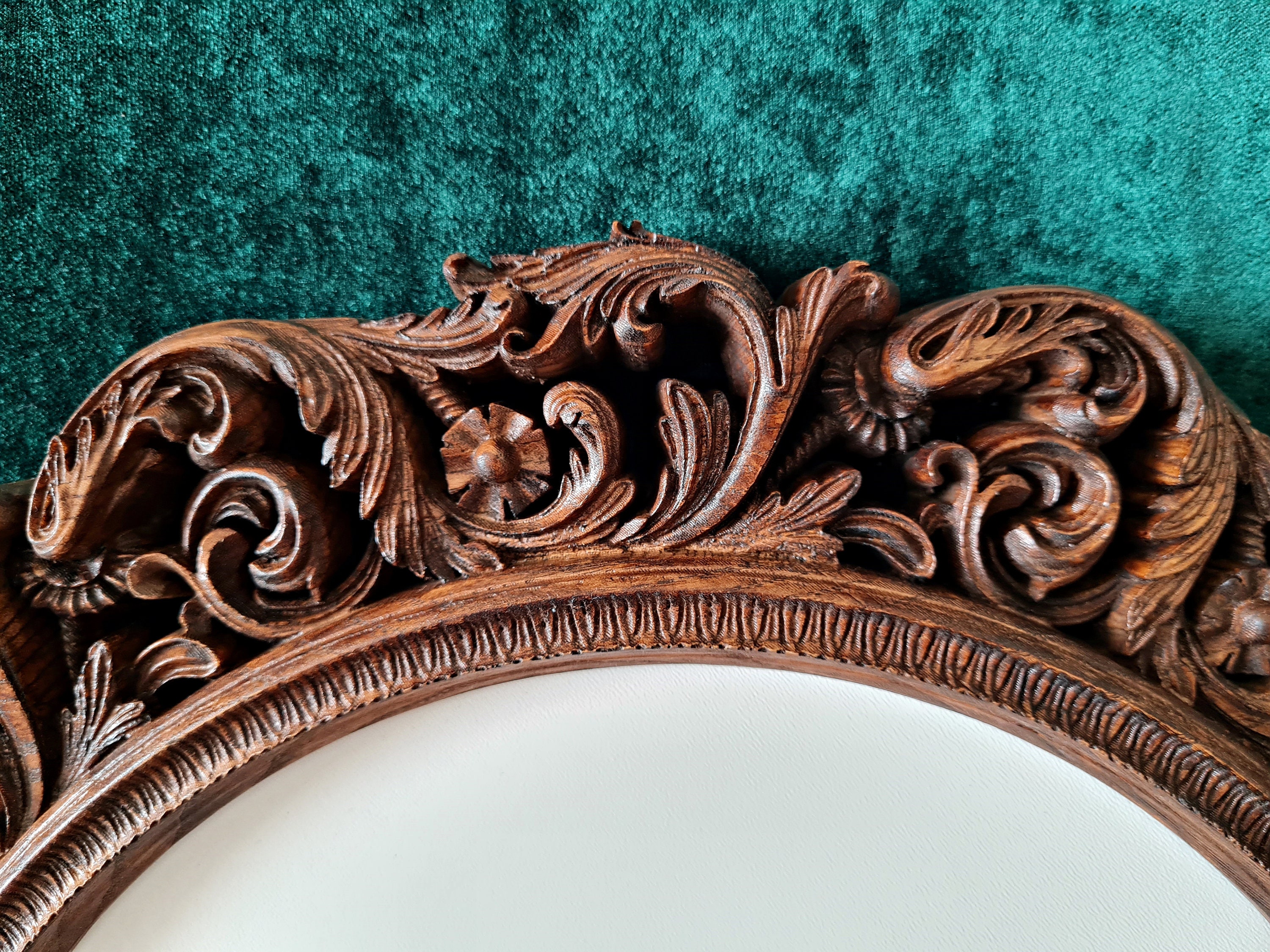 Wooden Round Carved Frame Picture Frame - Etsy