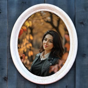 White oval frame, oval frame, wooden oval frame, picture frame, oval photo frame, Size: 3.5 x 5 up to 16 x 20 inches, Free Shipping