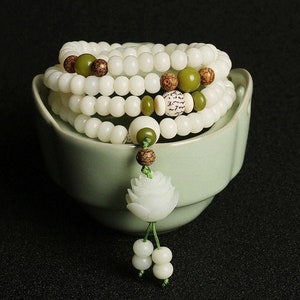 White Bodhi Root Beads Bracelet 108 Lotus Mala for Women Yoga Meditation Balancing