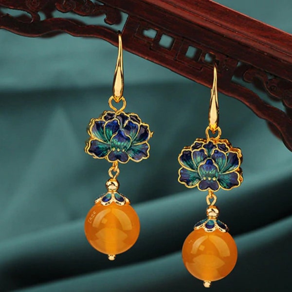 Ethnic Dangle Earrings Handmade Green Aventurin Drop Earrings Jewelry Vintage Look from Nepal