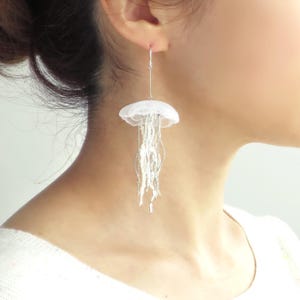Small size Single Jellyfish earring (1pc), Accessory, earrings japan, dangle earring, statement earring, hanging jellyfish, ocean earrings