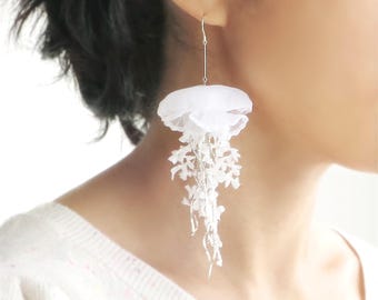 Statement Jellyfish Dangle Earring, White Fabric, Beach Style (1pc)