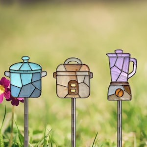 Kitchen Appliance Plant Stakes Bundle | Stock Pot Cooker Blender Stained Glass Pattern