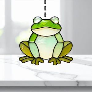Frog Suncatcher Stained Glass Pattern, DIY Wall Art (Digital Download)