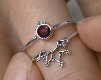 Natural Garnet ring, sterling silver ring, stacking couple ring, crown silver ring, January birthstone ring, gifts for her, crown style ring