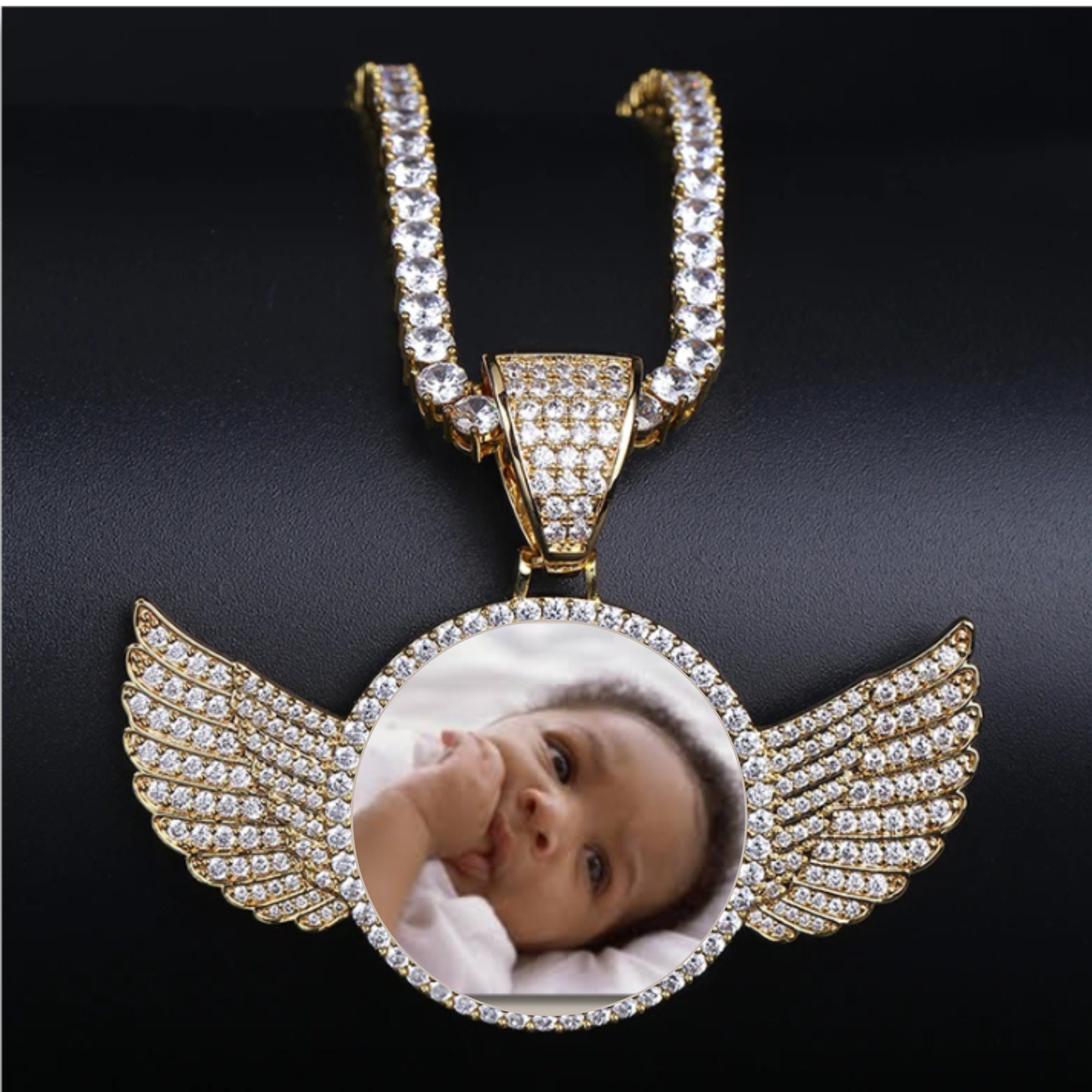 👼 Diamond Angel Wings Memory Pendant