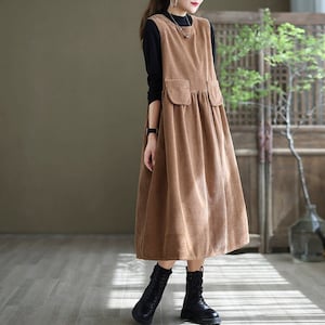 Retro corduroy skirt women, mid-length dresses, loose dresses, plus size round neck dresses, women's dresses, sleeveless dresses