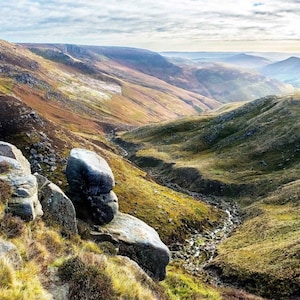 Grindsbrook et Kinder Scout. Carte de voeux et guide de randonnée, Peak District, cadeau, randonnée en montagne