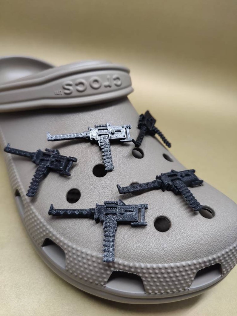 High quality with low price Croc jibbitz gun charm, heavy gun, machine