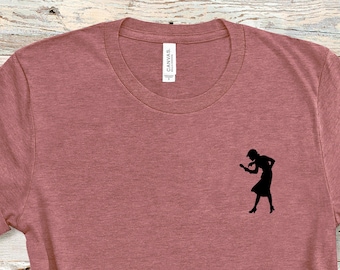 Maglietta Nancy Drew - Maglietta misteriosa - Maglietta con silhouette di Nancy Drew - Carolyn Keene - Libri classici vintage - Magliette letterarie