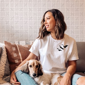 Divergent dauntless Tshirt - Tris Birds Tattoo shirt - Bookish Tees - Veronica Roth - Four - Young Adult Book - Bibliophile tee - Fandom