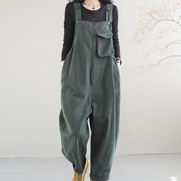 Army Green Oversized Loose women's Harem Carrot Overalls, Simple Casual Oversized Cotton and linen Overalls with Big Pockets